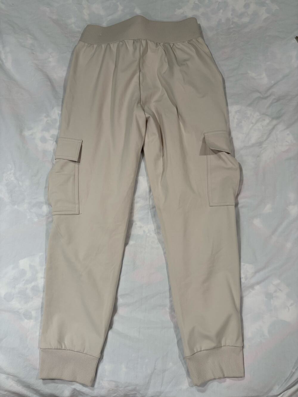 Sincerely Jules Cream Beige Cargo Jogger Pants Size Medium